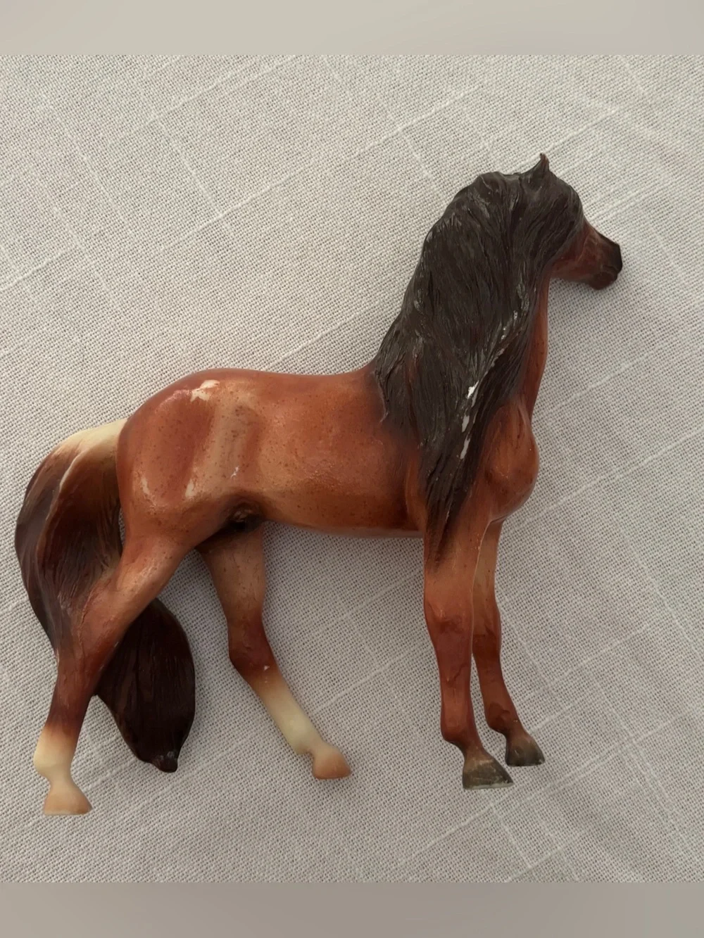 Breyers Horses Classics Series Mestino Mold Red Rain #750211